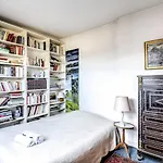 Charming Apt With Stunning Views By Guestready